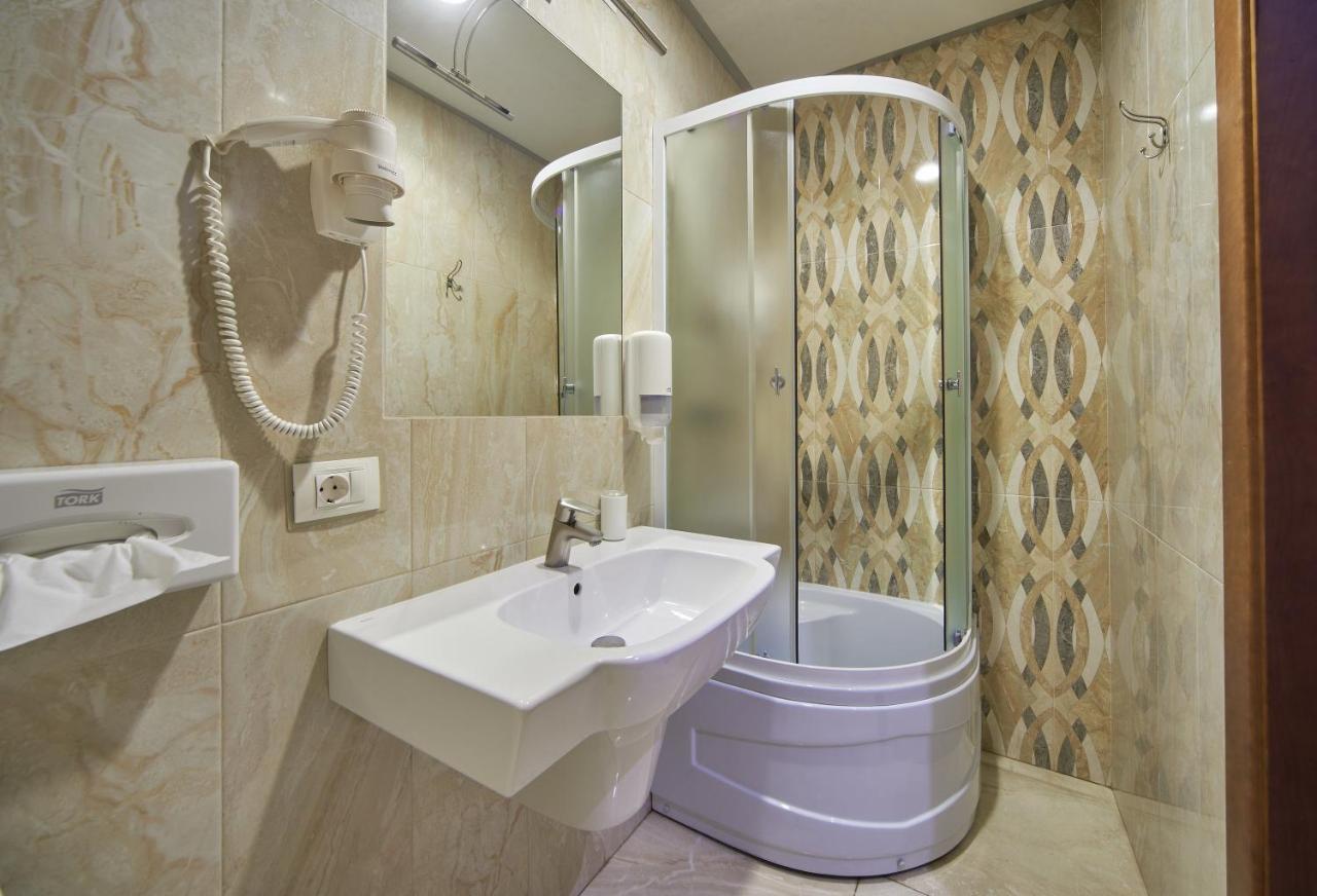 Gaudi Stylish Hotel 오데사 외부 사진