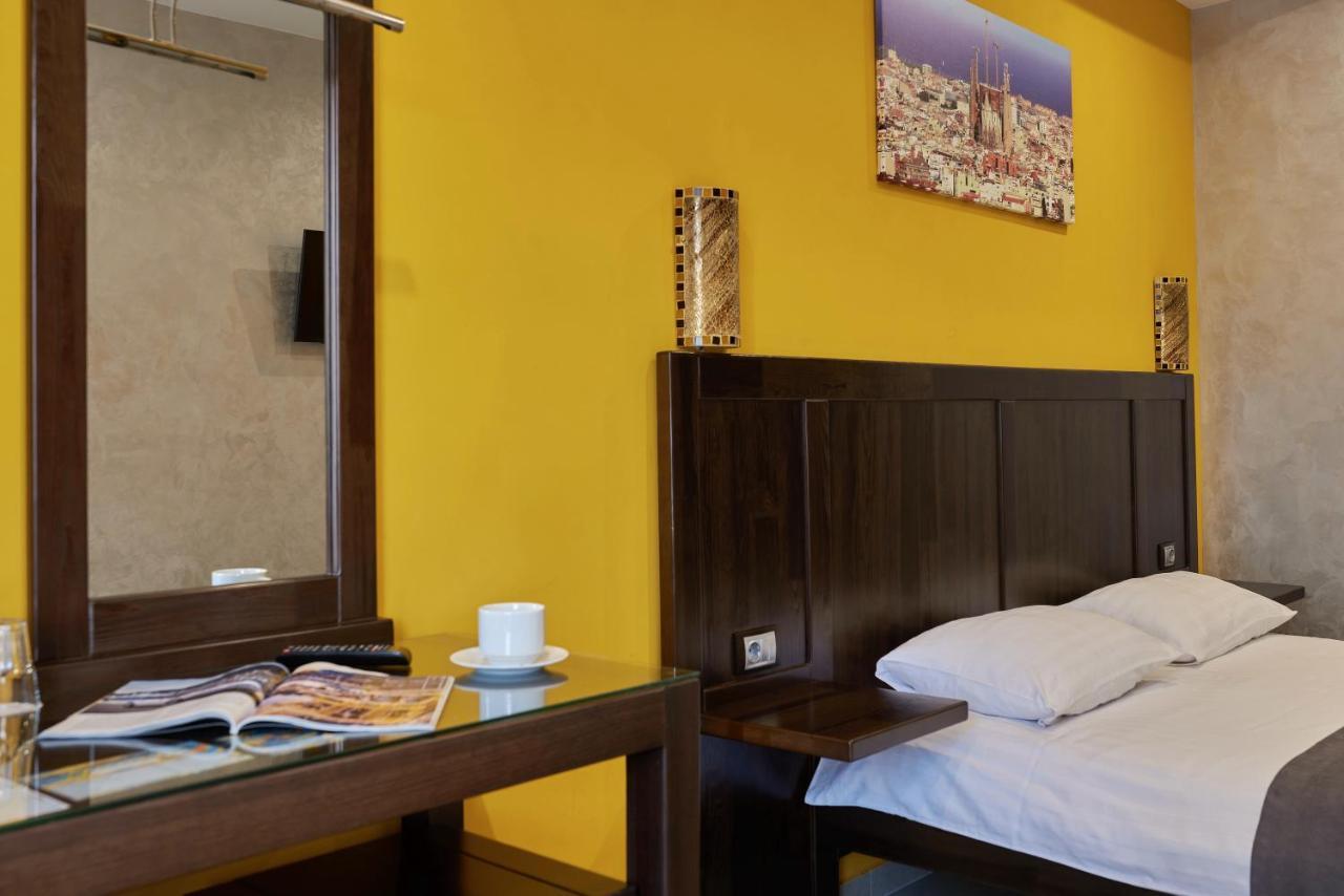 Gaudi Stylish Hotel 오데사 외부 사진