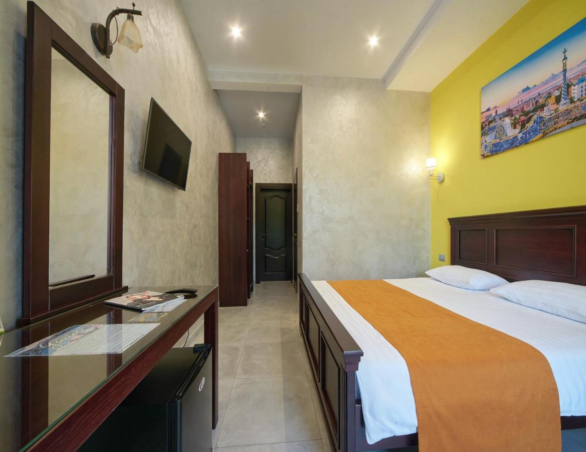 Gaudi Stylish Hotel 오데사 외부 사진