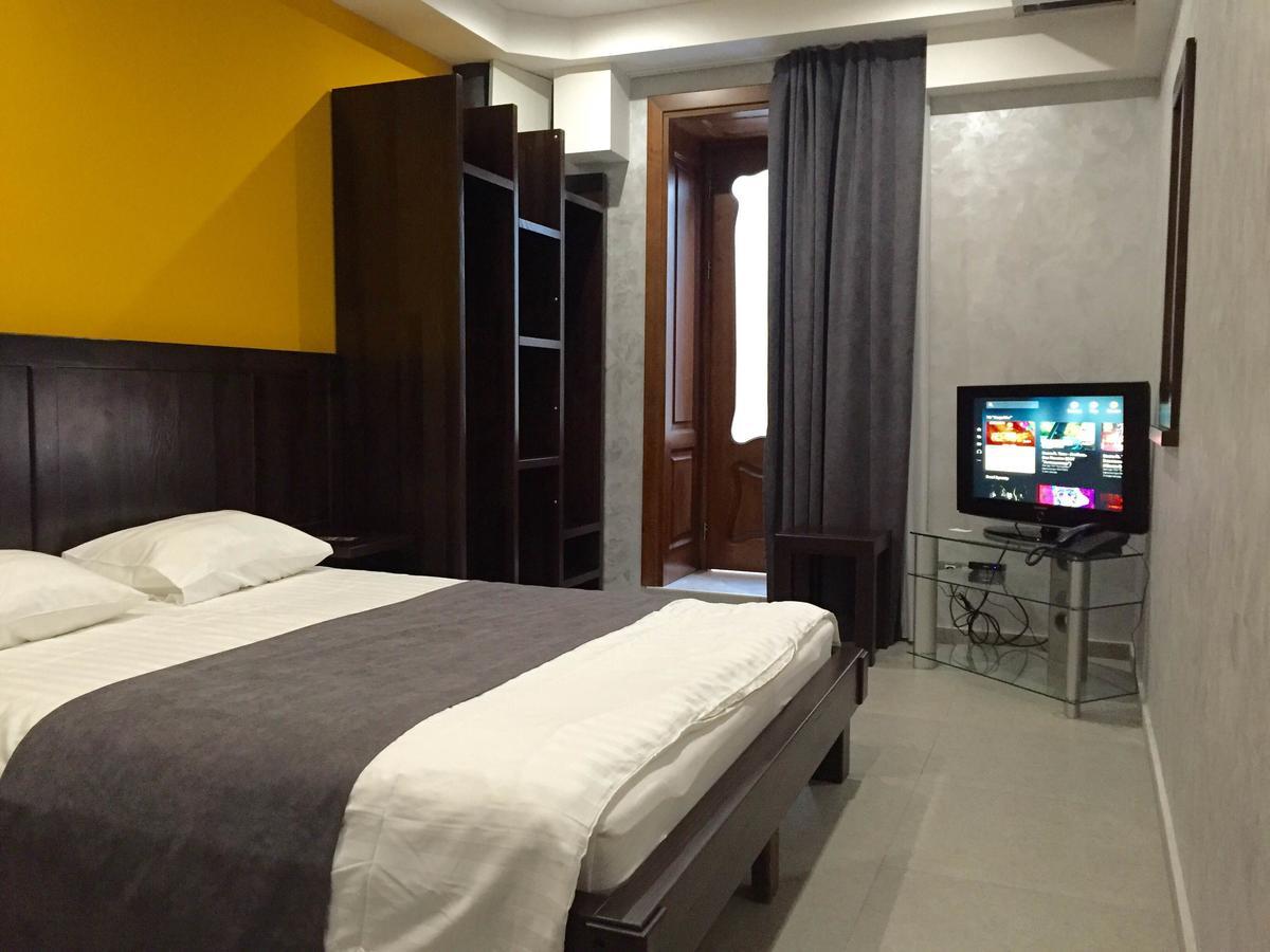 Gaudi Stylish Hotel 오데사 외부 사진